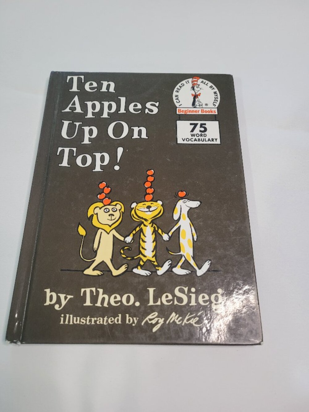 Dr. Seuss Ten Apples Up On Top! Hardcover Beginner Book by Theo. LeSieg